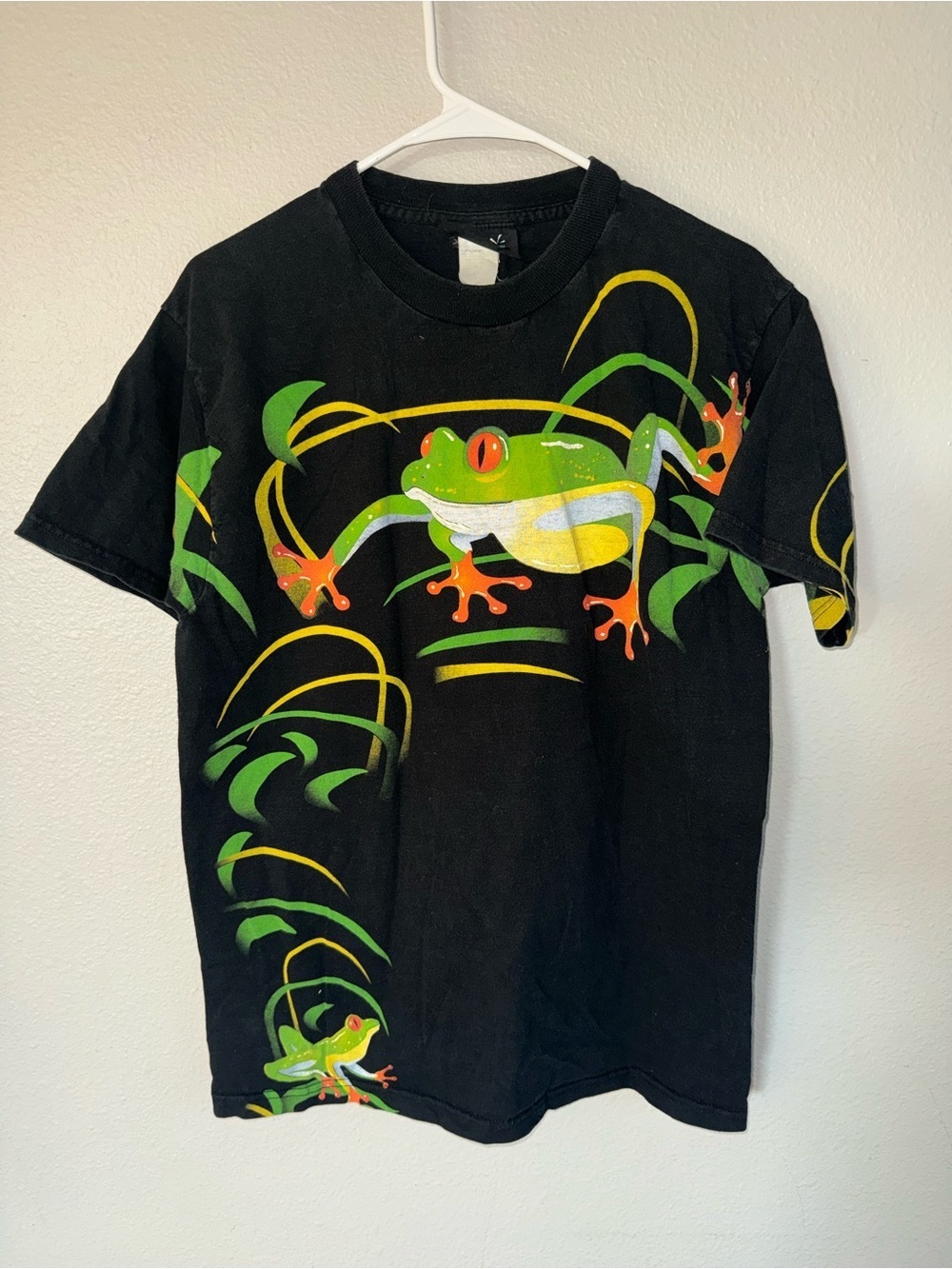 Vintage 90’s Radical Nature Red Eyed Tree Frog Double Sided Black T Shirt